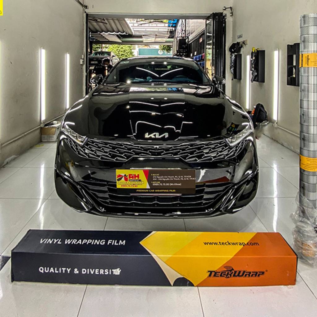 Dịch Vụ Dán Decal Đổi Màu Ô Tô TeckWrap USA Chính Hãng (Wrap Car Full)