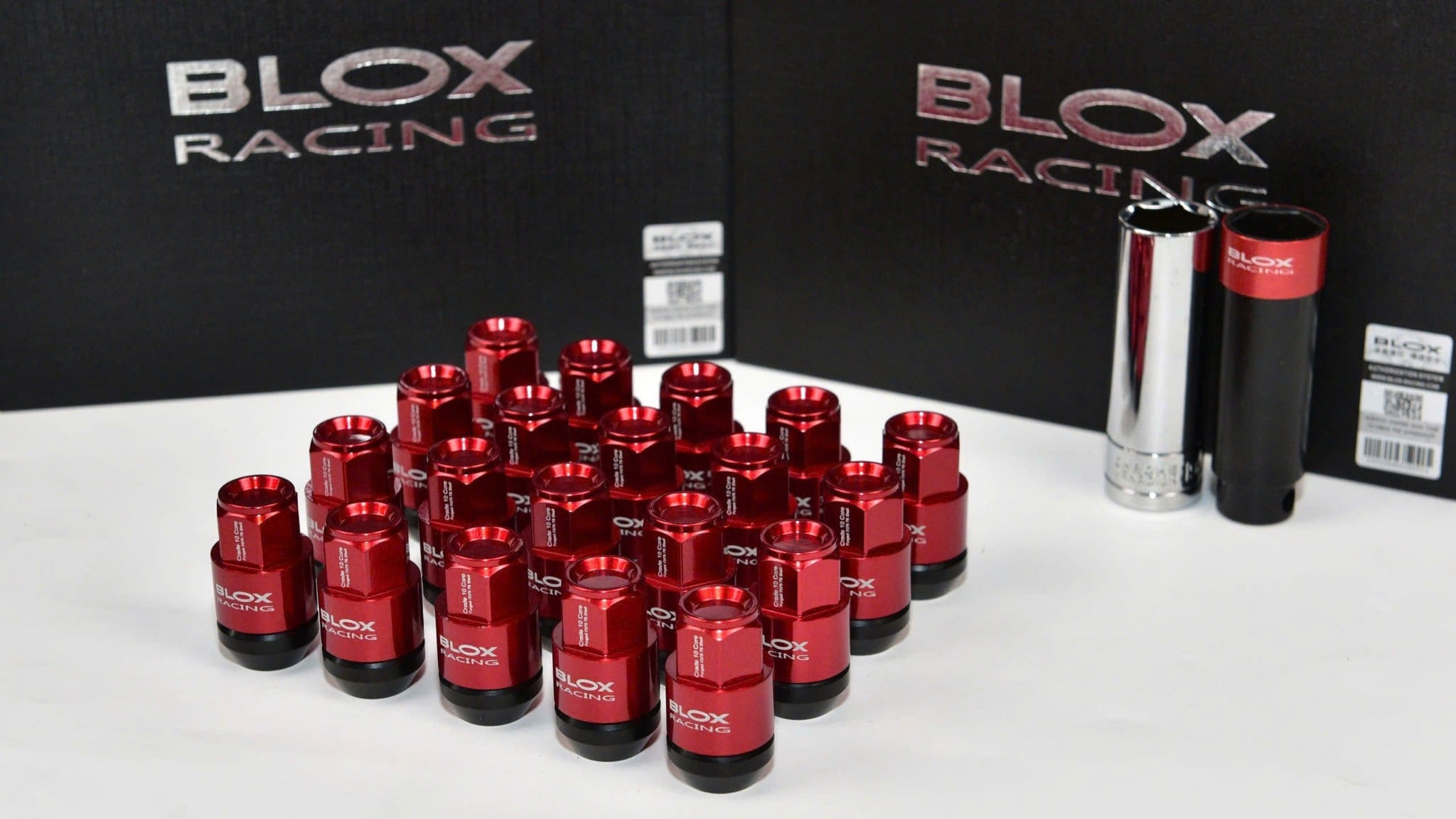 Ốc Mâm Xe Ô Tô Blox Racing M12x1.5 Nhôm Rèn 7075 Màu Đỏ Loại Ngắn